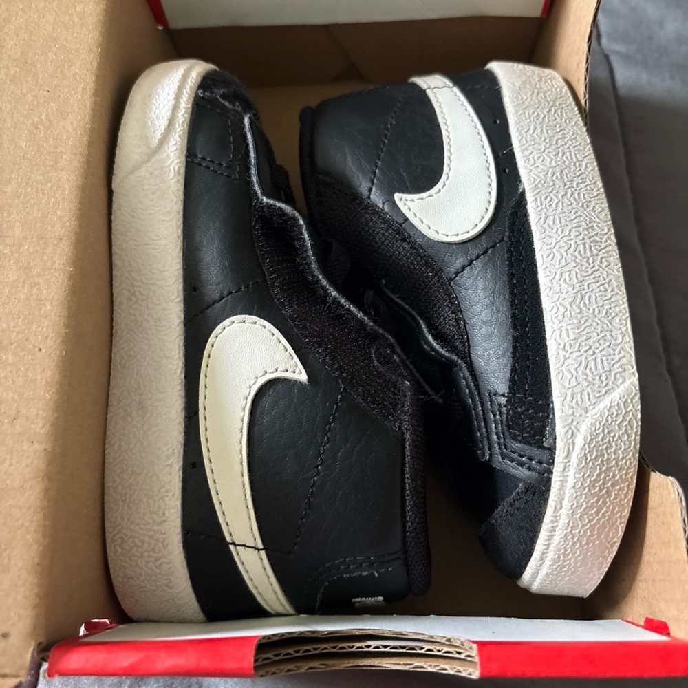 Nike Blazer Mid '77 Black White Retro Shoes - Baby Toddler Size 6 (DA4088-100)